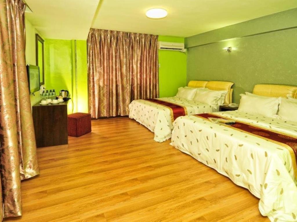 Hotel Zamburger Grand City Малакка Экстерьер фото