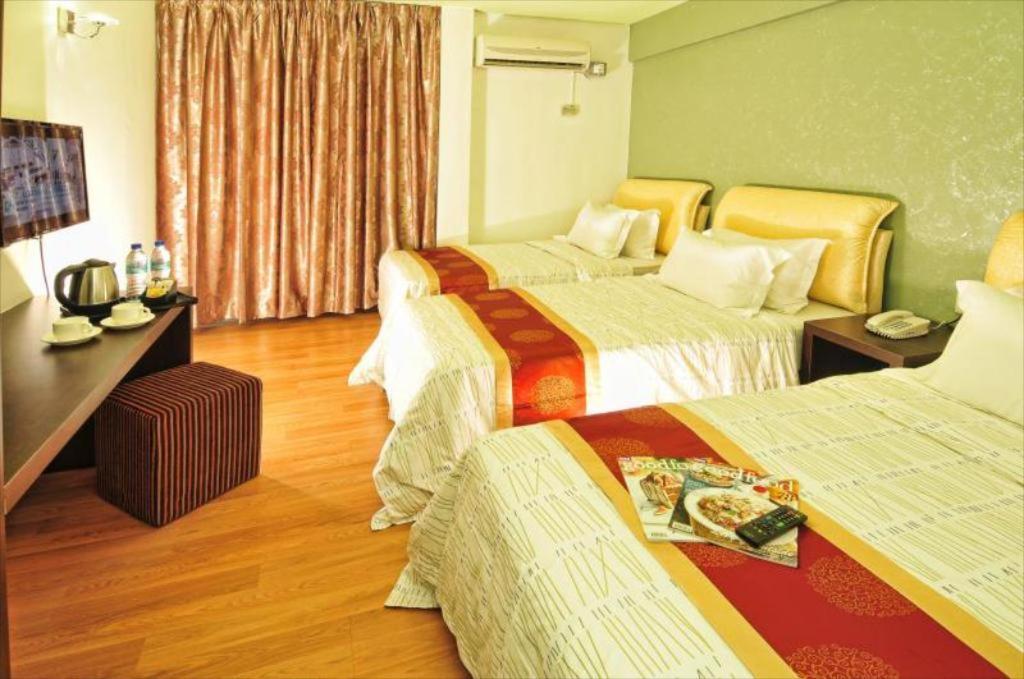 Hotel Zamburger Grand City Малакка Экстерьер фото